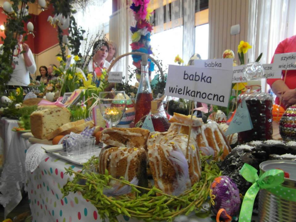 - stol_wielanocny.jpg - stol_wielanocny.jpg