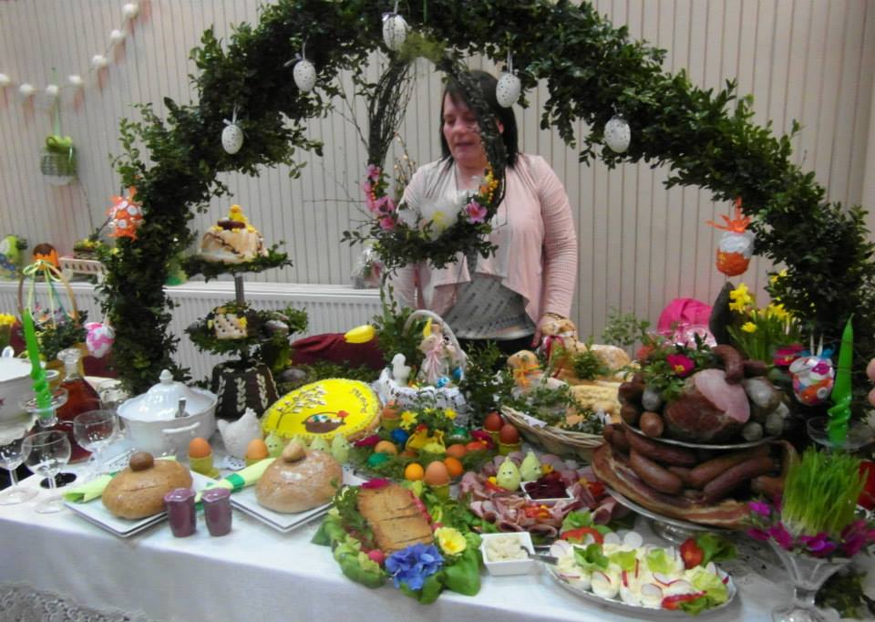 - stol_wielkanocny_solectwa_tarnowiec.jpg - stol_wielkanocny_solectwa_tarnowiec.jpg